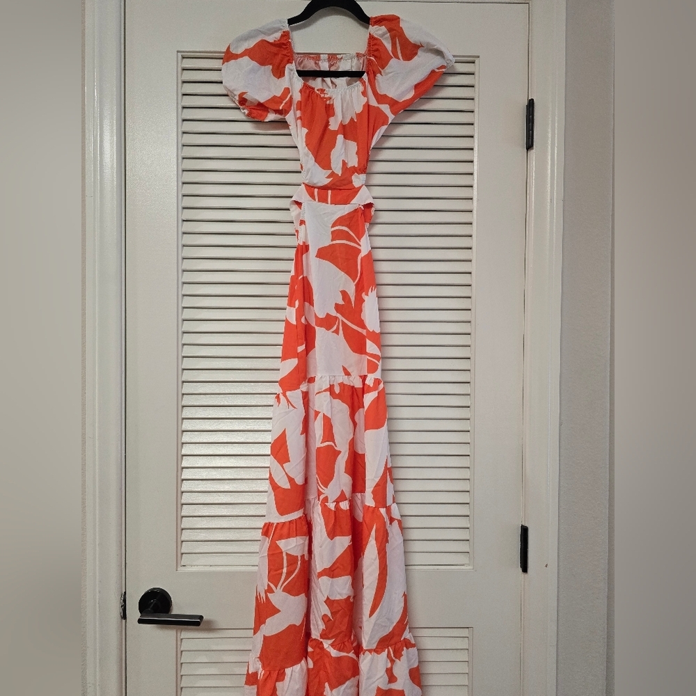 Tropical Orange & White Lightweight Short-Sleeve Open Tie Back Maxi Dress